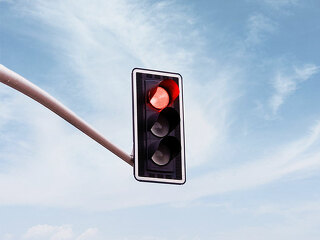 Rote-Ampel-196891515-FO-Iulia