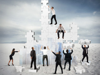 Anzugtraeger-Puzzle-121303418-FO-alphaspirit