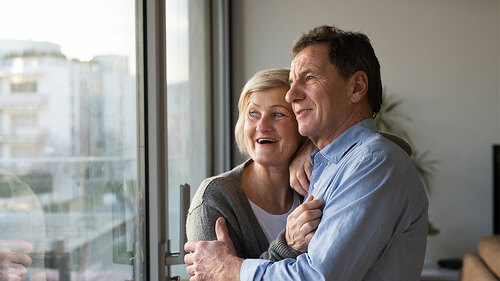 Senioren-Paar-136966540-FO-Halfpoint