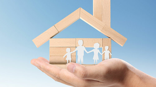 Hand-Haus-Familie-Cutouts-140889945-FO-denphumi