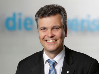 Dr-Herbert-Schneidemann-2018-die-Bayerische