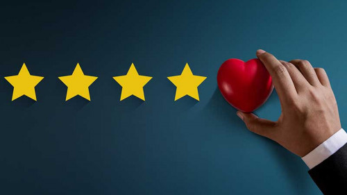 hand-rating-sterne-herz-178549247-FO-blacksalmon