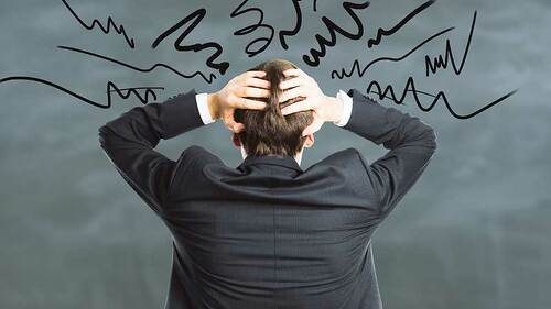 mann-verzweifelt-wut-158451465-FO-peshkov