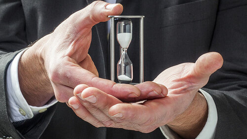 Anzugtraeger-Sanduhr-62132420-FO-STUDIO-GRAND-OUEST