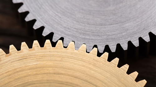 Zahnraeder-greifen-ineinander-165894888-FO-Andrey-Popov
