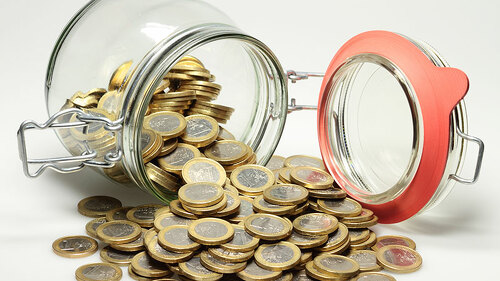 Einmachglas-Geldstuecke-45567199-FO-Foto-Ruhrgebiet