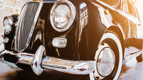 Oldtimer-162025448-FO-mykolastock