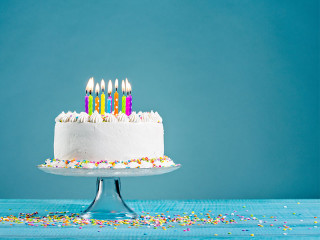 Geburtstagskuchen-103943857-FO-jfunk