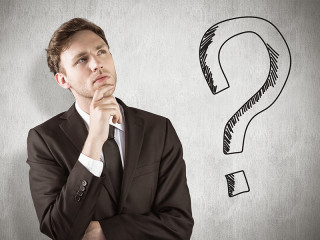 Anzugtraeger-Fragezeichen-202691495-FO-vectorfusionart