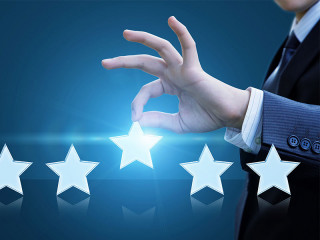 Anzugtraeger-Sterne-202982247-FO-natali-mis