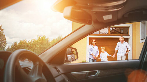 Familie-Auto-223312650-FO-Soloviova-Liudmyla