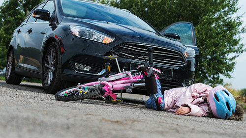 Auto-Unfall-Kind-119522933-FO-benjaminnolte