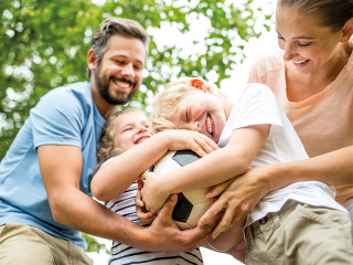 Familie-142403765-FO-Robert-Kneschke