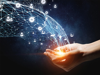 Hand-Welt-Netzwerk-203909214-FO-Sergey-Nivens