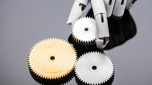 Roboter-Hand-Zahnraeder-187867626-FO-Andrey-Popov