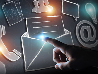 Kommunikation-171146883-FO-sdecoret