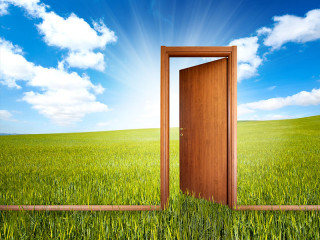 Tuer-Wiese-32350055-FO-alphaspirit