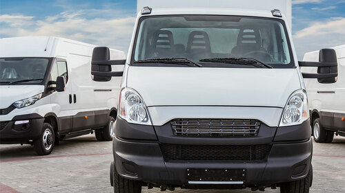 Kleintransporter-170082000-FO-Yuri-Bizgaimer