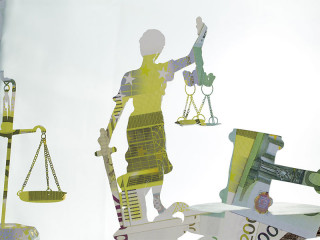 Geldscheine-Iustitia-ausgeschnitten-172632409-FO-aytuncoylum