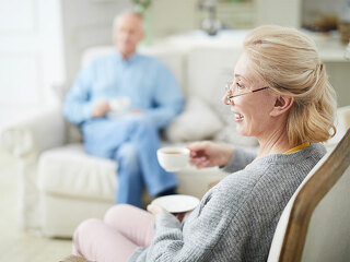 Senioren-Paar-209446741-FO-pressmaster