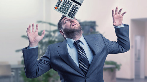 Anzugtraeger-balanciert-Taschenrechner-98441030-FO-Nomad-Soul