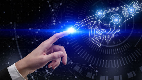 Anzugtraeger-digitale-Hand-214469272-FO-peshkova