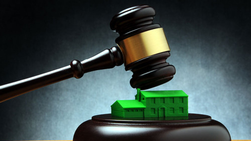 Richterhammer-Gebauede-104876269-FO-Comugnero-Silvana