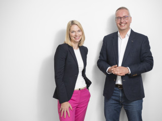 Stefan Kirchner (r.) wird neuer Leiter touristischer Vertrieb im Stab von URV-Vorständin Mareike Steinmann-Baptist (l.)