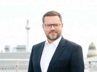 Das Deutsche Institut für Altersvorsorge (DIA) hat Dr. Peter Schwark zum neuen Sprecher berufen.