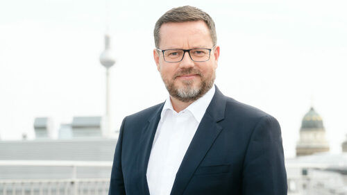 Das Deutsche Institut für Altersvorsorge (DIA) hat Dr. Peter Schwark zum neuen Sprecher berufen.