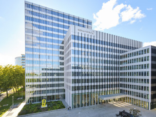 SIGNAL IDUNA Hauptverwaltung Hamburg, Kapstadtring 5 in der City Nord.