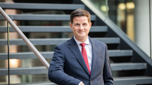 Dr. Michael Zons, Vorstandsmitglied der DEVK für den Bereich Leben