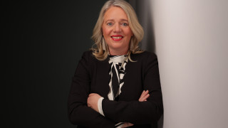 Nina Henschel wird neue Vertriebs-Vorständin „Privat- & Gewerbekunden“ bei der Zurich Gruppe Deutschland.
