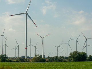 Für Versicherer sind Infrastruktur- und Transformationsfinanzierungen aufgrund ihrer langfristigen Laufzeiten und stabilen Cashflow-Strukturen grundsätzlich attraktiv (Symbolbild).
