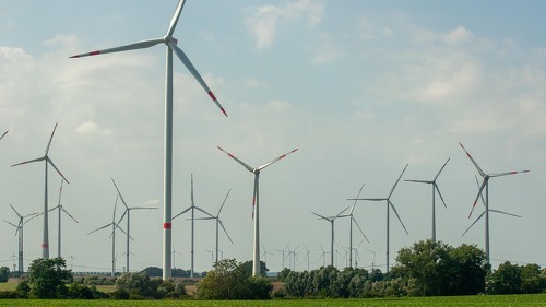 Für Versicherer sind Infrastruktur- und Transformationsfinanzierungen aufgrund ihrer langfristigen Laufzeiten und stabilen Cashflow-Strukturen grundsätzlich attraktiv (Symbolbild).