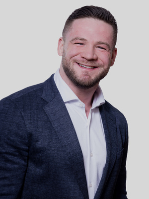 Christian Chlupka startet als Maklerberater beim Berliner Maklerpool aruna. Der Vertriebsexperte bringt Erfahrung aus ERGO, simplesurance, wefox und Münchener Verein mit.