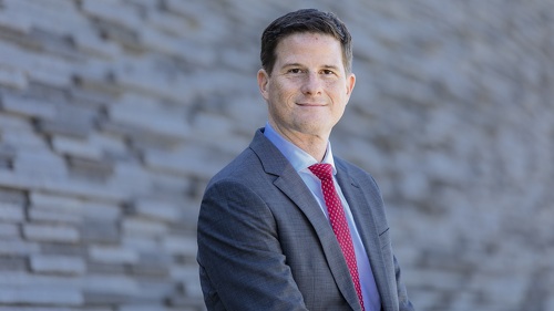 Dr. Michael Zons, im Vorstand der DEVK für das Ressort Kunde verantwortlich.