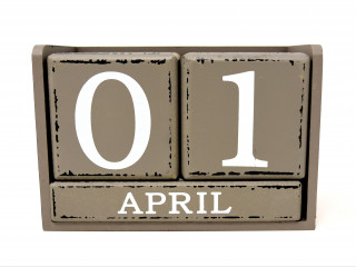 Aprilscherze können das Betriebsklima positiv beeinflussen – sofern sie respektvoll und maßvoll eingesetzt werden.