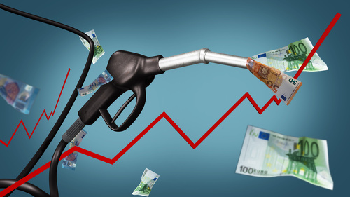 17 Cent weniger pro Liter – doch die Regierung handelt gegen ihre eigene ökonomische Linie.