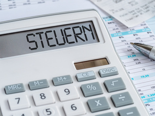 Neue BMF-Vorgaben zum Steueroasen-Abwehrgesetz erhöhen den Druck auf Unternehmen – vor allem bei Versicherungen und Finanzierungen.