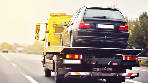 Autos werden besser – und bleiben trotzdem öfter liegen. Die ADAC-Daten zeigen, warum der Widerspruch kein Zufall ist.