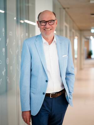 Dr. Rainer Reitzler,
Chief Executive Officer (CEO) beim Münchener Verein.