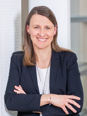 Vertriebsvorständin Stefanie van Holt