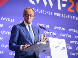 „Ostdeutschland hat sich zu einer starken Zukunftsregion entwickelt und zeigt, wie erfolgreicher Strukturwandel gelingen kann: mit Innovationskraft, Tempo und neuen Ideen. Davon kann ganz Deutschland lernen“, so Bundeskanzler Friedrich Merz auf dem Ostdeutschen Wirtschaftsforum (OWF) in Bad Saarow.