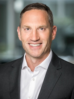Maximilian Beck scheidet zum 30. Juni 2026 als Vorstandsvorsitzender der IDEAL Versicherungsgruppe aus. Die Nachfolge soll nun geregelt werden.