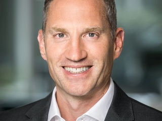 Maximilian Beck scheidet zum 30. Juni 2026 als Vorstandsvorsitzender der IDEAL Versicherungsgruppe aus. Die Nachfolge soll nun geregelt werden.