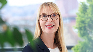 uniVersa-Vertriebsvorständin Jutta Holzmann