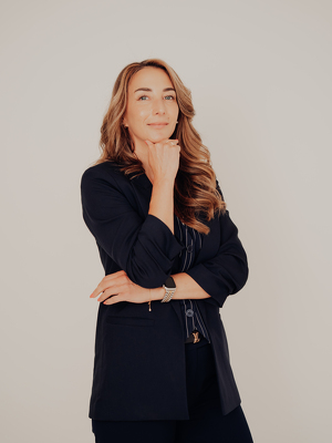 Nadine Schmidhuber wechselt von der uniVersa zur INTER und übernimmt die Leitung der Region Süd in der Makler-Organisation.