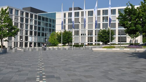 R+V Versicherung AG