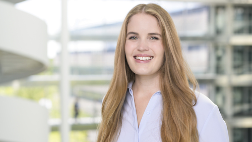 Johanna Rohrer, Risk Analyst Natural Hazards and Climate Risks bei HDI Global